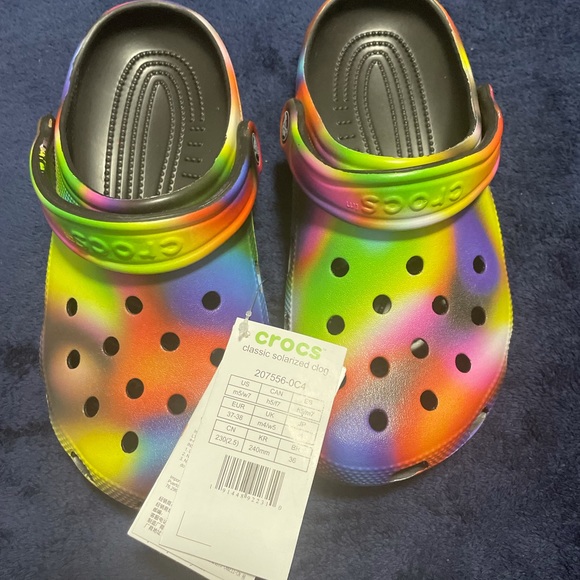Colorful Crocs - Picture 4 of 4